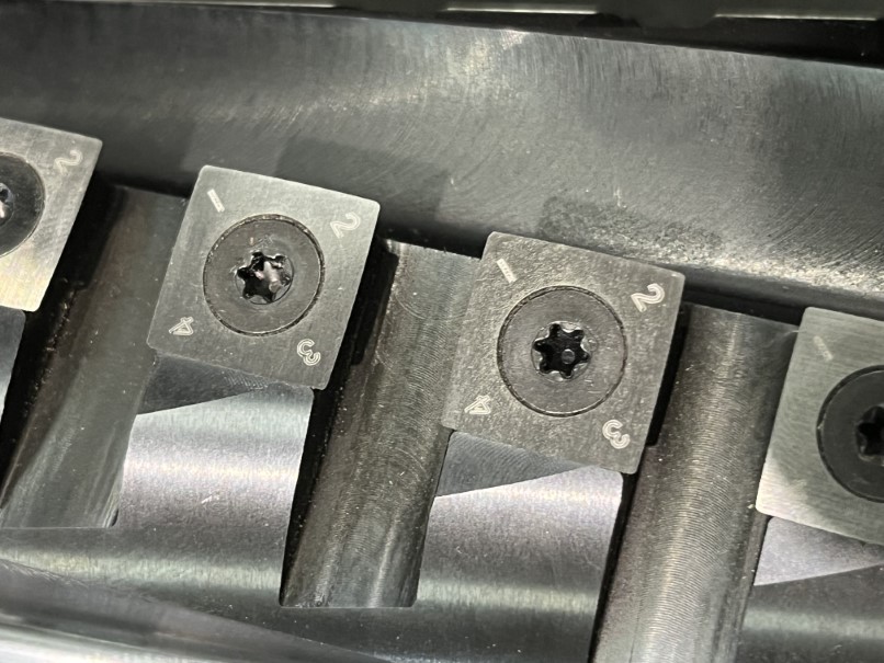 Record - PT107 Oikotasohöylä 260 x 175mm 4-Leikkoisella Spiraalikutterilla (Heavy Duty)