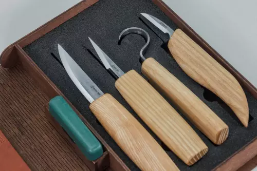 Beavercraft - S09 book - Set of 4 Knives in a Book Case