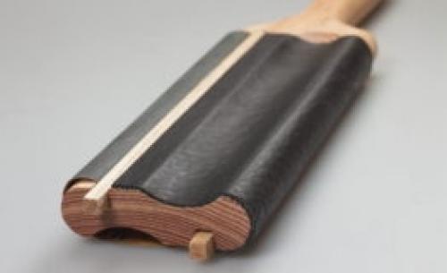 BeaverCraft – Paddle Strop for Spoon Knives with P1 polishing compound