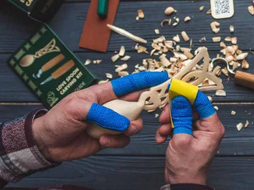 Beavercraft - Celtic Spoon Carving Kit – Complete Starter Whittling Kit for Beginners