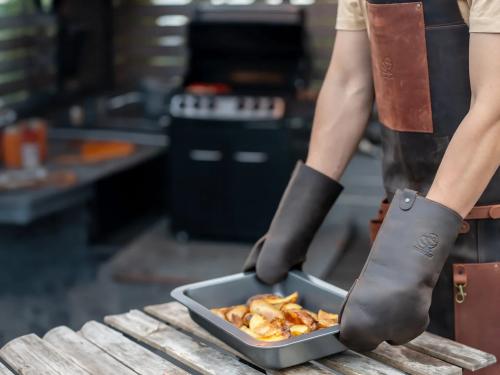 Beavercraft - Leather Heat-Resistant BBQ Grilling Gloves, Brown