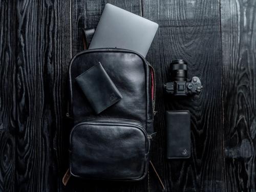 Beavercraft - Steadfast - Leather Laptop Backpack for Men, Black