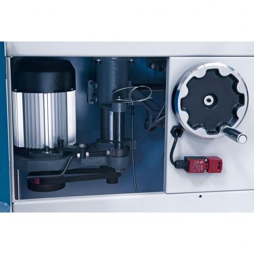 Bernardo - Alajyrsin T 800 F - 400V - kallistuva karayksikkö ja liukupöytä